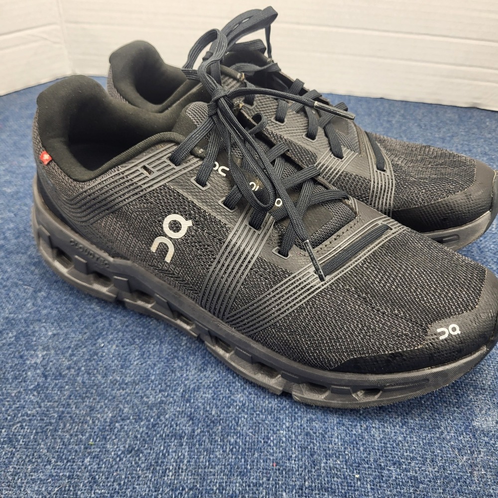 On Cloud Cloudstratus Running Shoes Black Shadow Women Sz 9.5 Outdoor Athletic